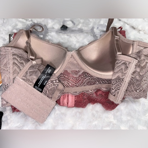 Rene Rofe Womens 3 Set Size 36B Black, Pink, Nude Lace Underwire Bras NWT - Picture 6 of 9